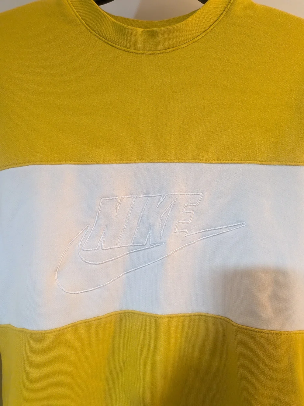 Nike Sportswear Club Fleece Crew-Neck Sweatshirt  Yellow & White Women's Small